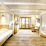 Gut Edelweiss Apartment *