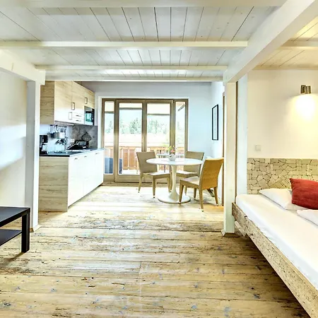 Gut Edelweiss Appartement *